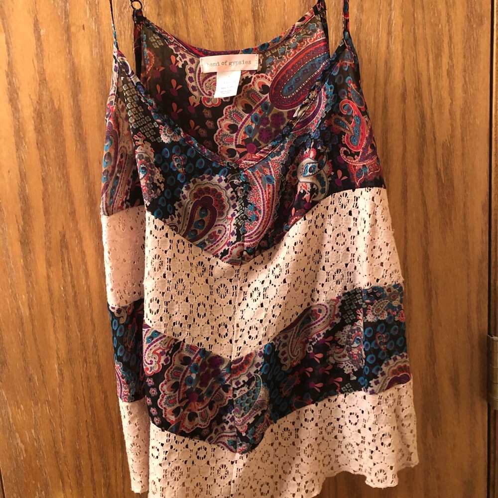Tank top from buckle